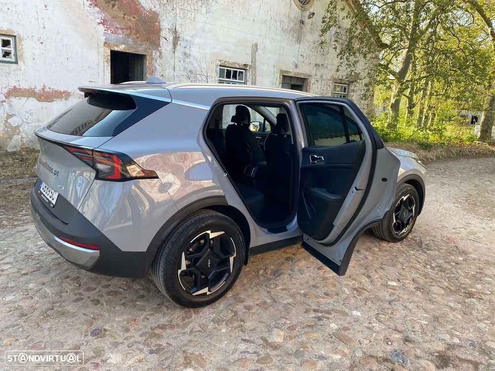 Kia Sportage 1.6 T-GDi HEV Drive - 17