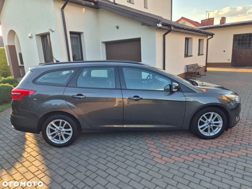 Ford Focus 1.5 TDCi SYNC Edition - 3