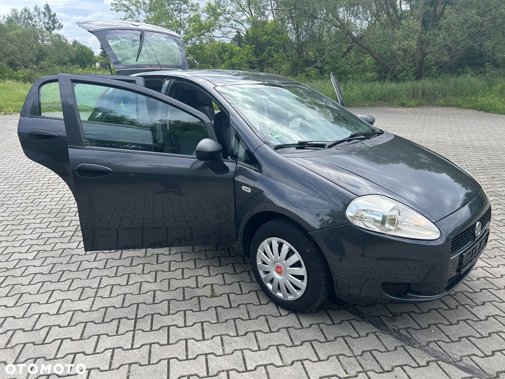 Fiat Grande Punto 1.2 8V - 18