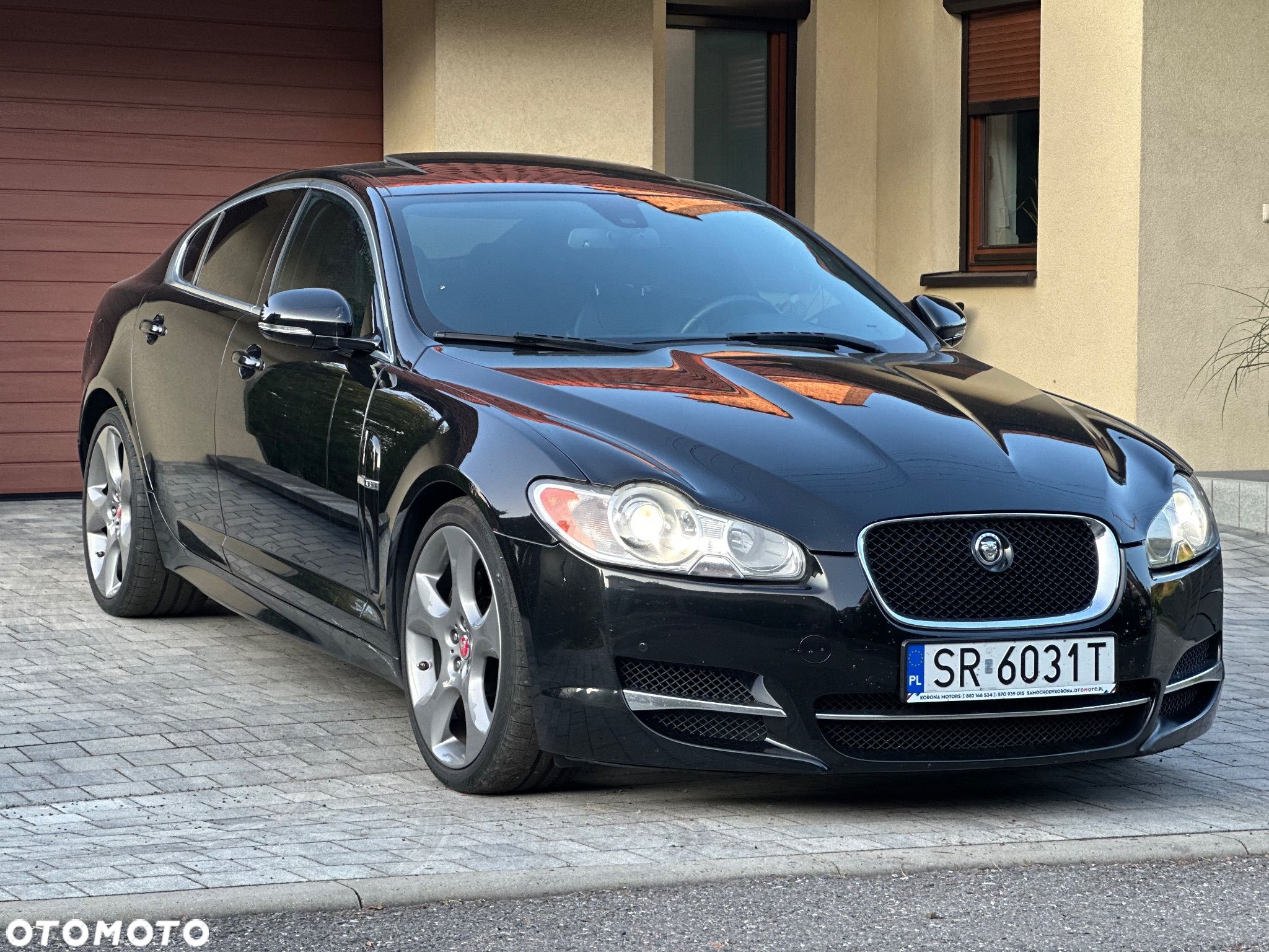 Jaguar XF 3.0 V6 D S Portfolio - 1