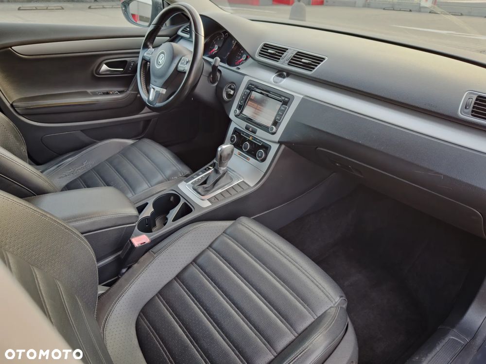 Volkswagen Passat CC 2.0 TSI DSG - 32
