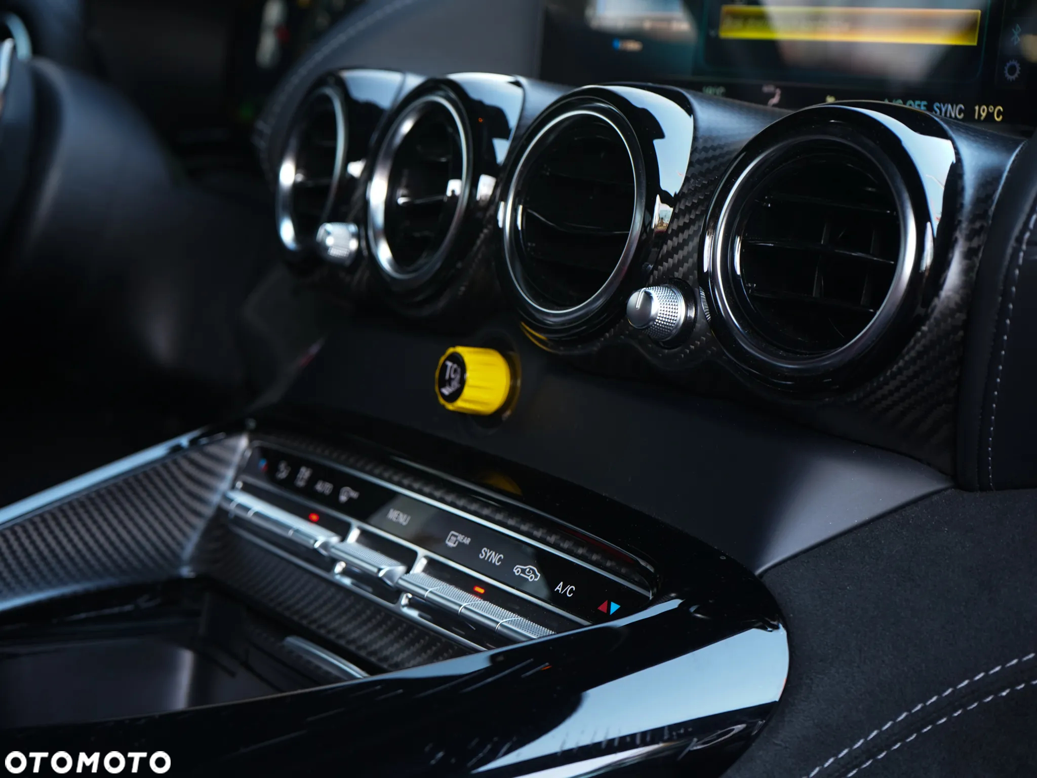Mercedes-Benz AMG GT R - 19