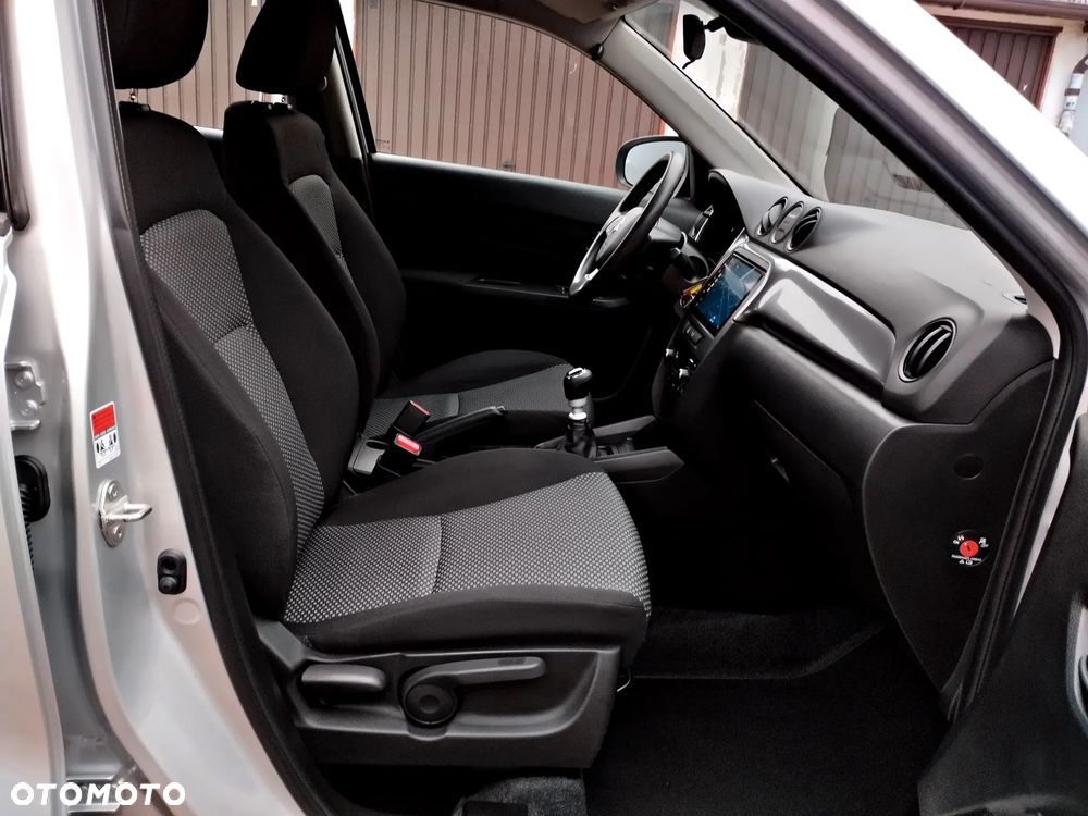 Suzuki Vitara - 21