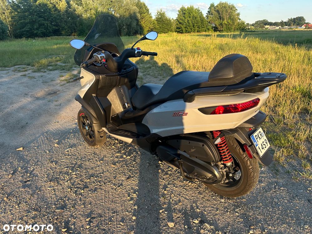 Piaggio MP-3 - 9