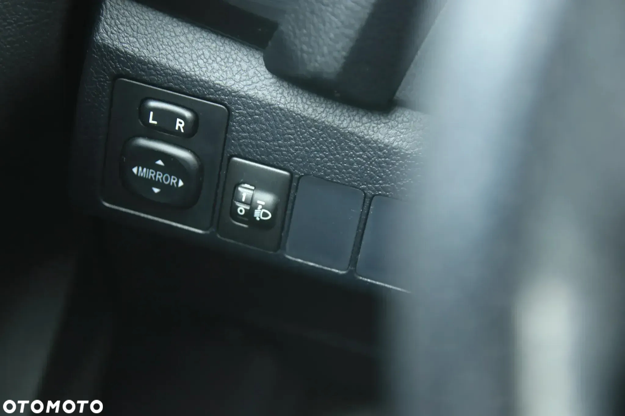 Toyota Auris - 12