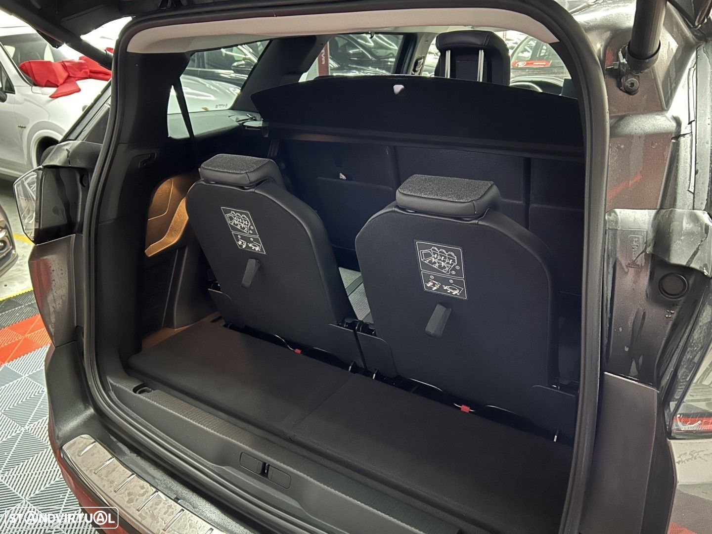Peugeot 5008 1.5 BlueHDi Allure Pack - 19