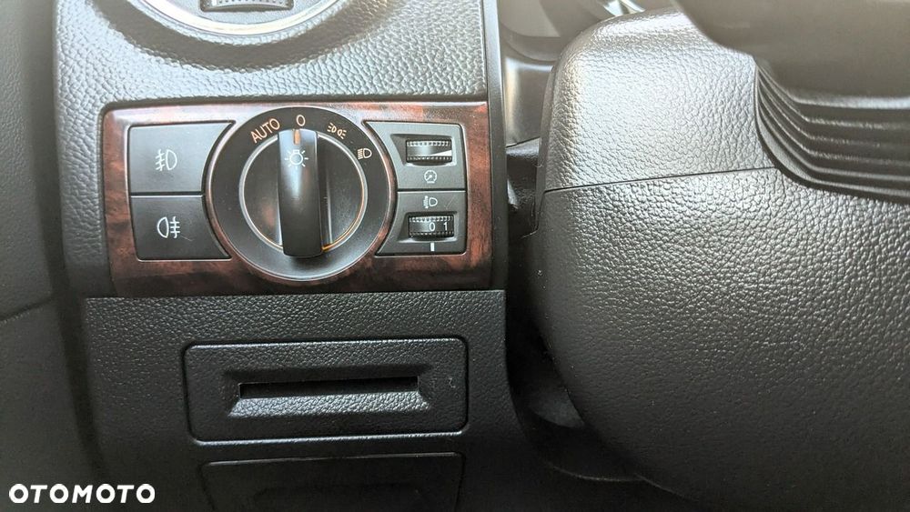 Opel Antara - 32