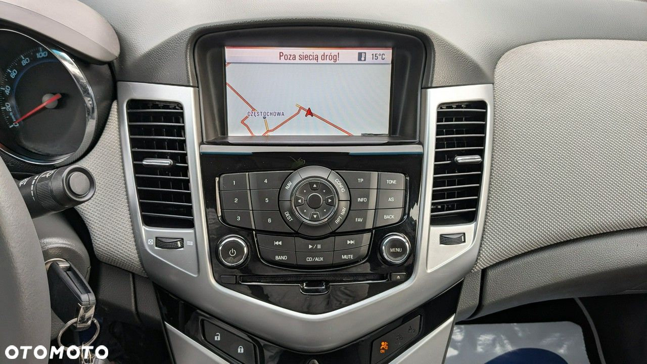 Chevrolet Cruze - 25