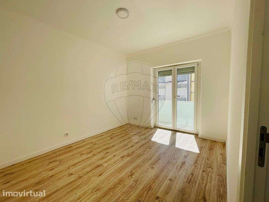 Apartamento T2 para arrendamento - Grande imagem: 3/14