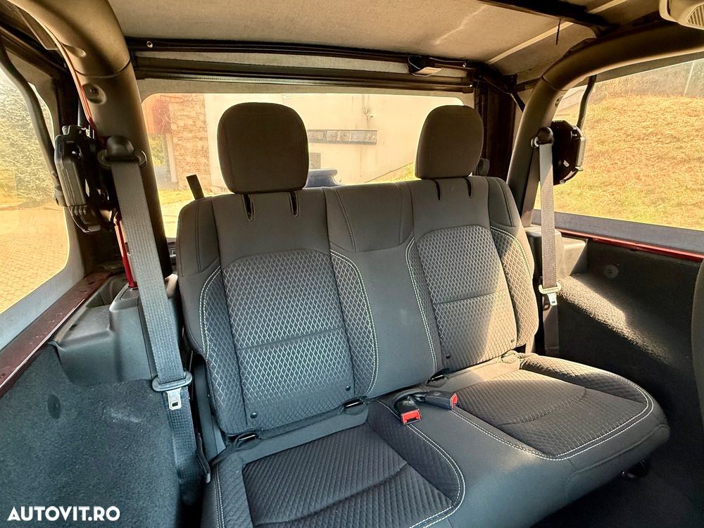 Jeep Wrangler - 20