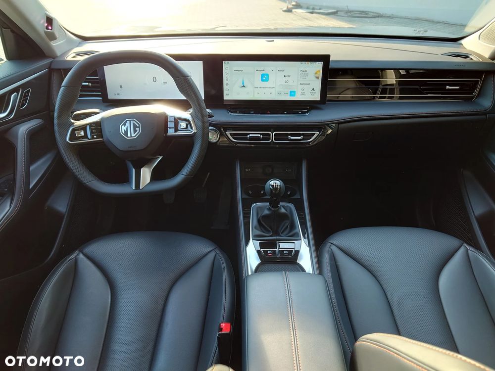 MG HS 1.5 T-GDI Exclusive - 10