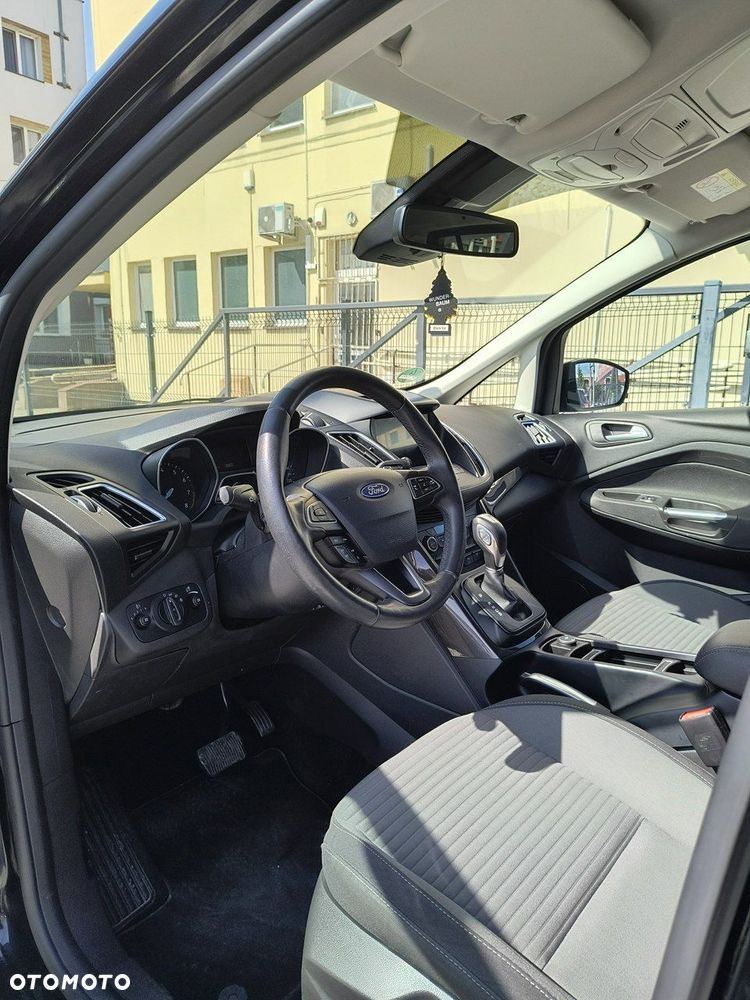 Ford Grand C-MAX - 9