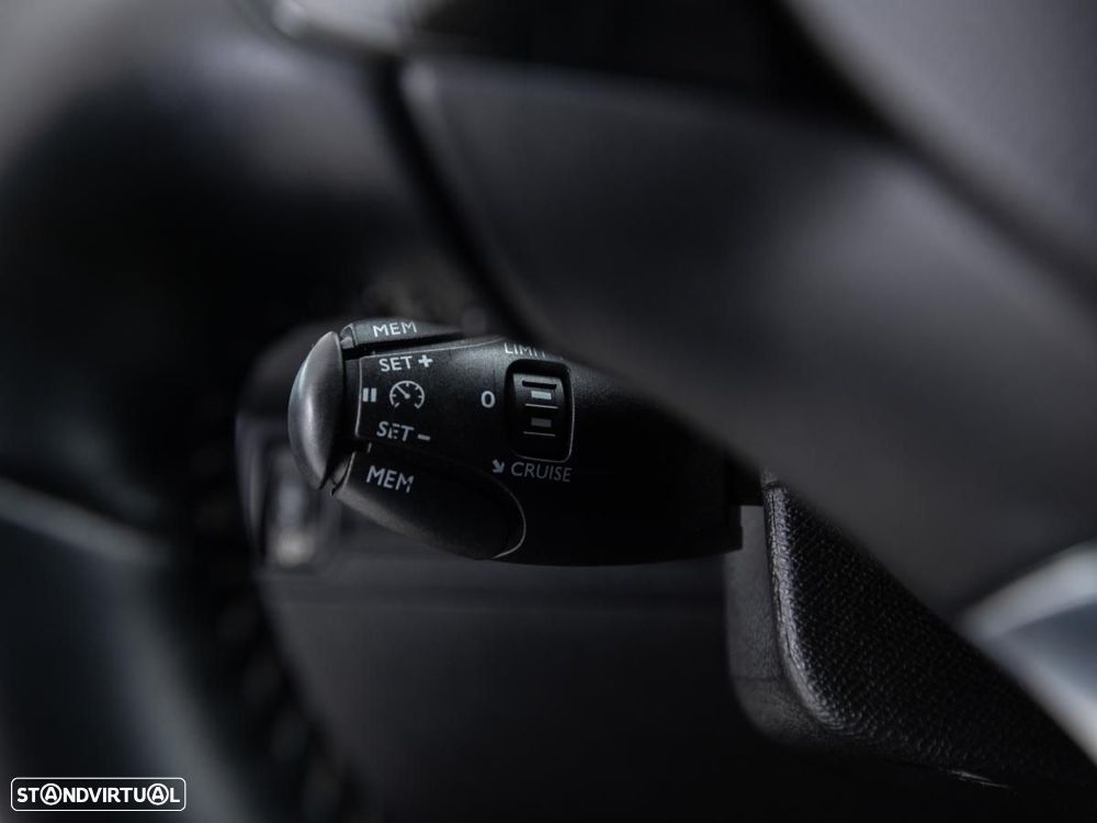 Peugeot 308 SW 1.2 PureTech Allure - 14