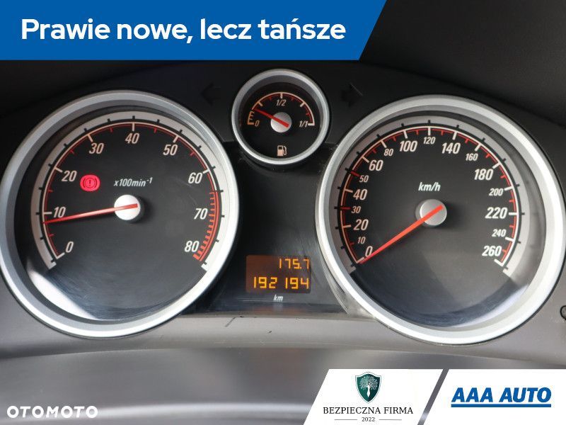 Opel Astra - 12