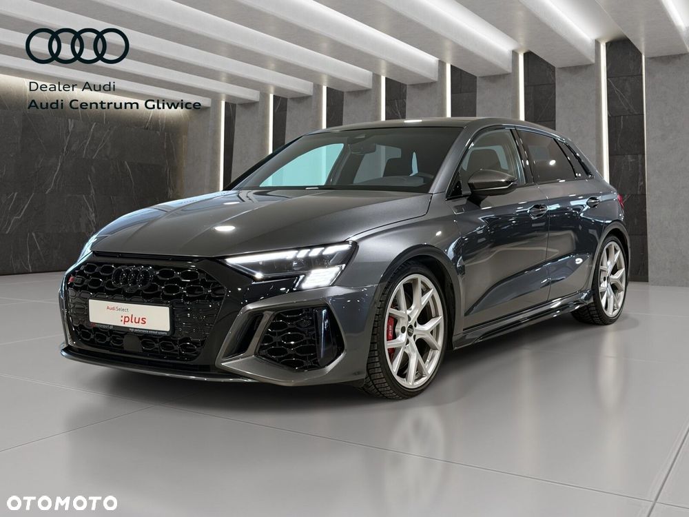 Audi RS3 Sportback - 1