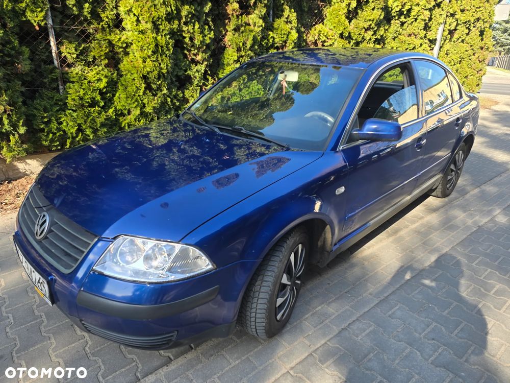 Volkswagen Passat 1.9 TDI Basis - 4