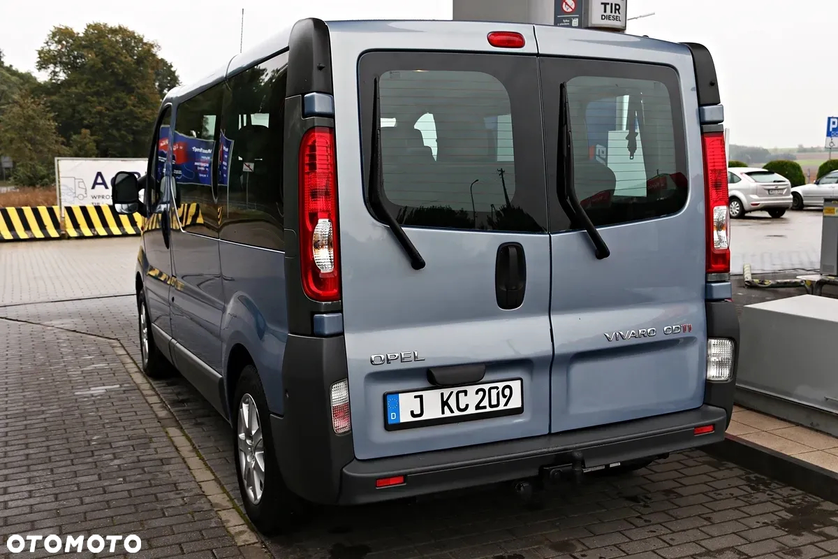 Opel Vivaro - 16