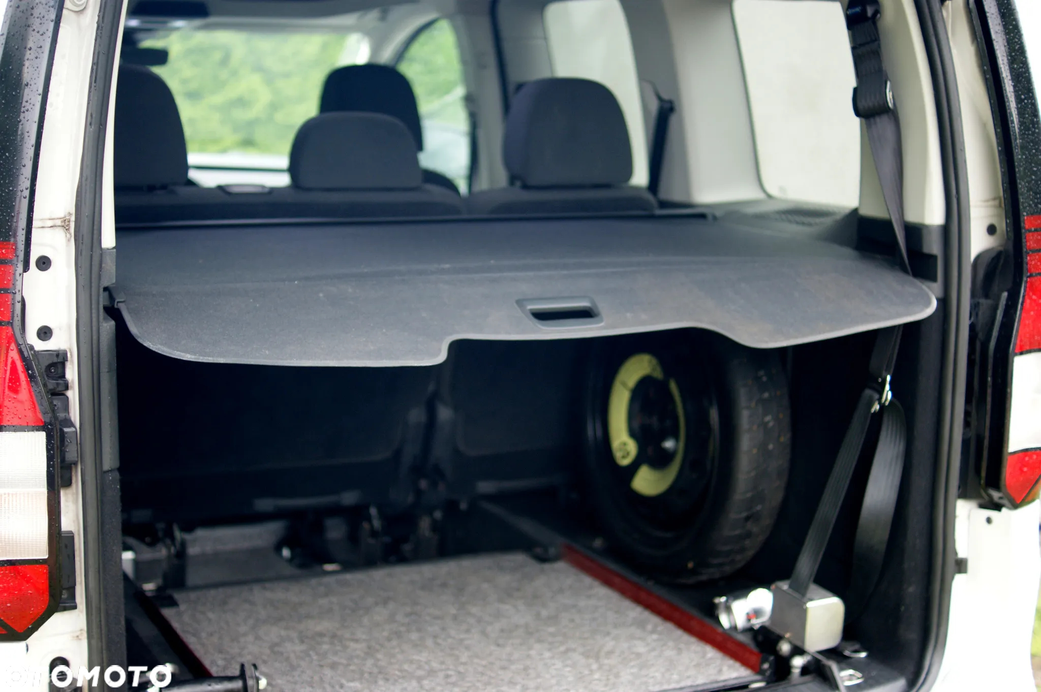 Volkswagen Caddy 2.0 TDI - 11