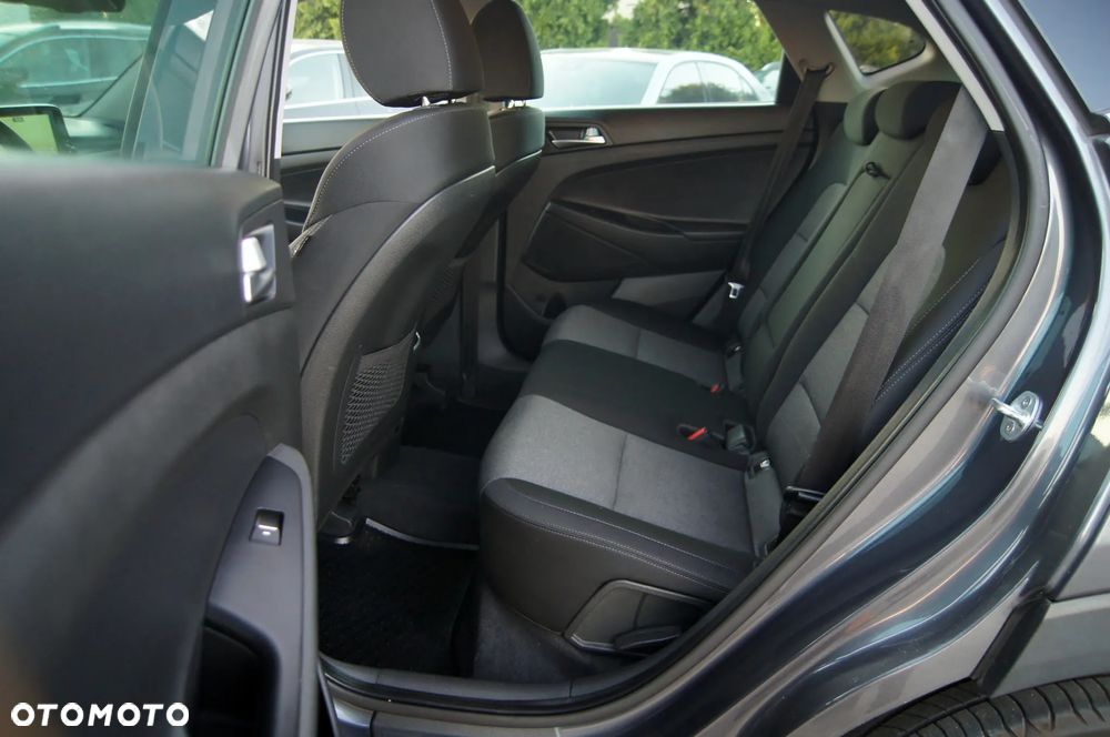 Hyundai Tucson 1.6 CRDi 48V-Hybrid 2WD DCT Select - 9