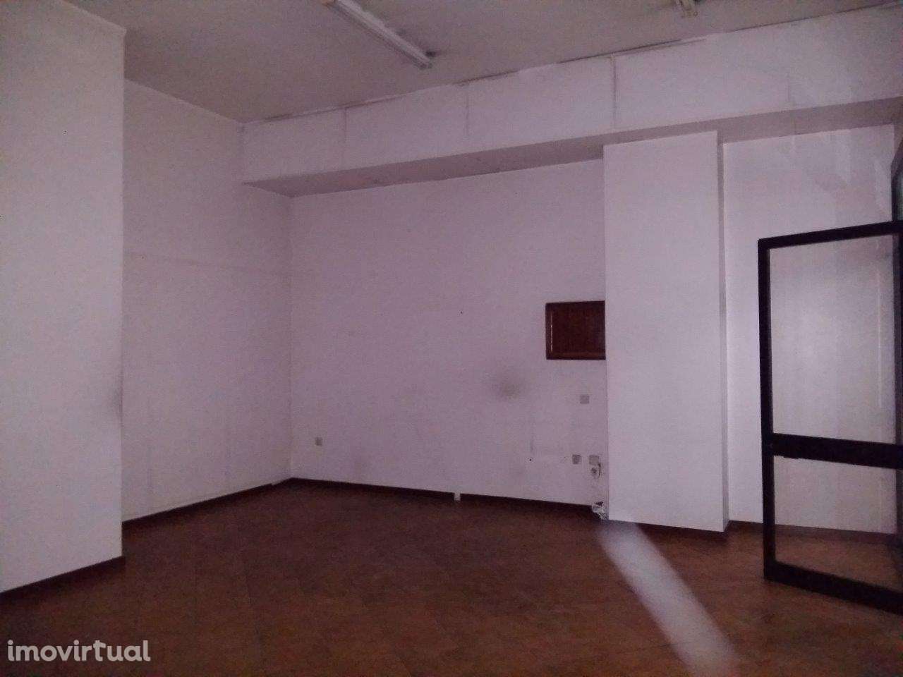 Loja - Maximinos - Grande imagem: 3/3