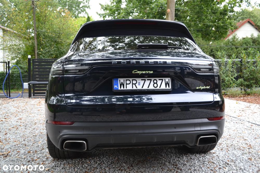 Porsche Cayenne - 8