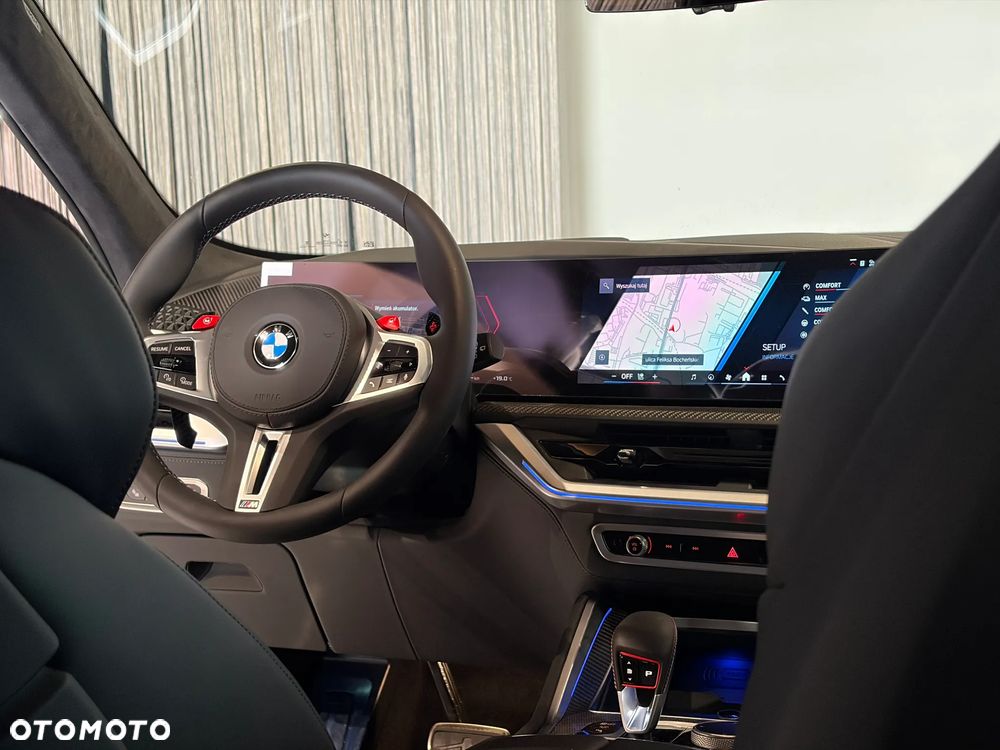 BMW XM - 22