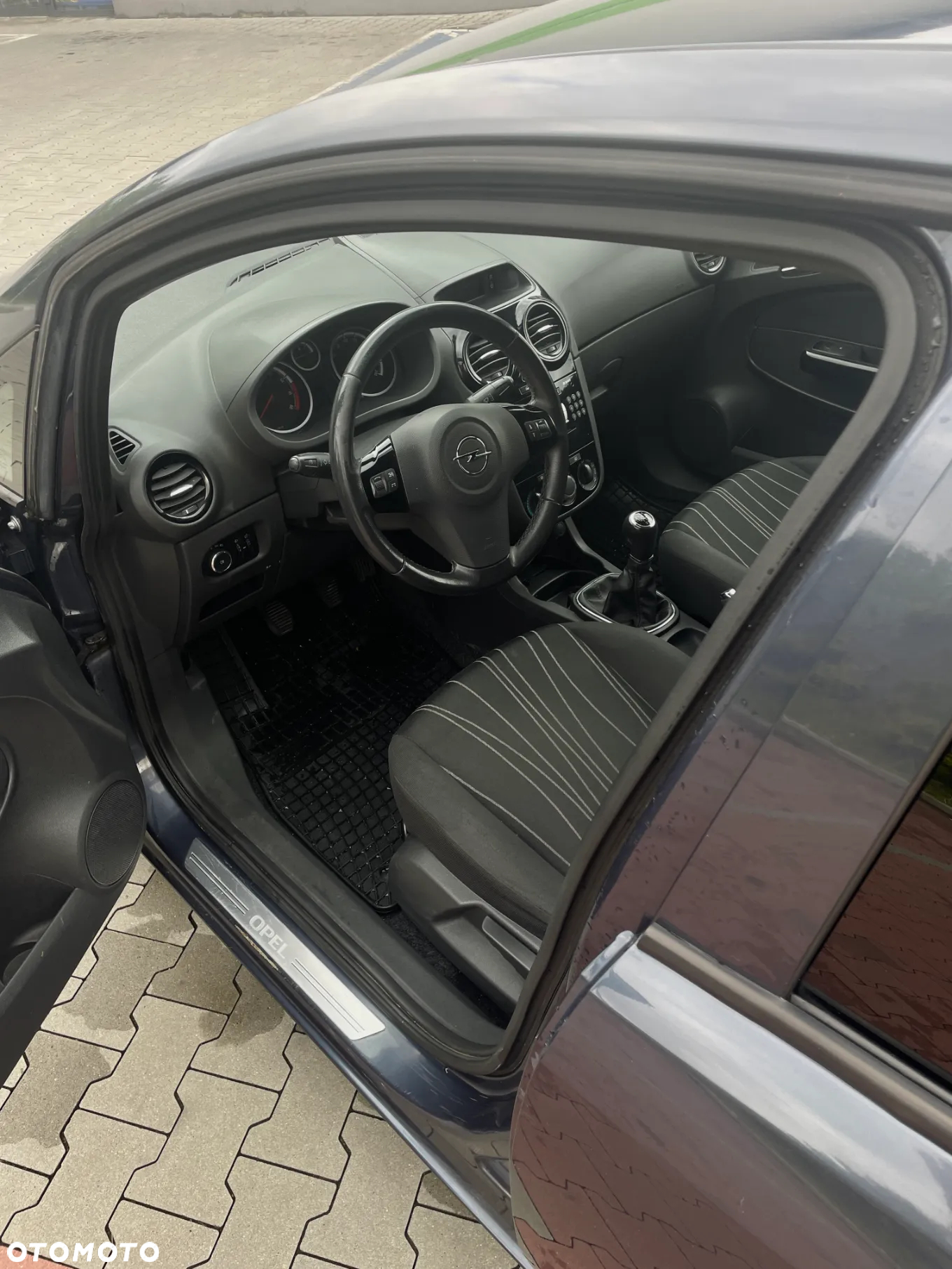 Opel Corsa 1.2 16V Enjoy - 16