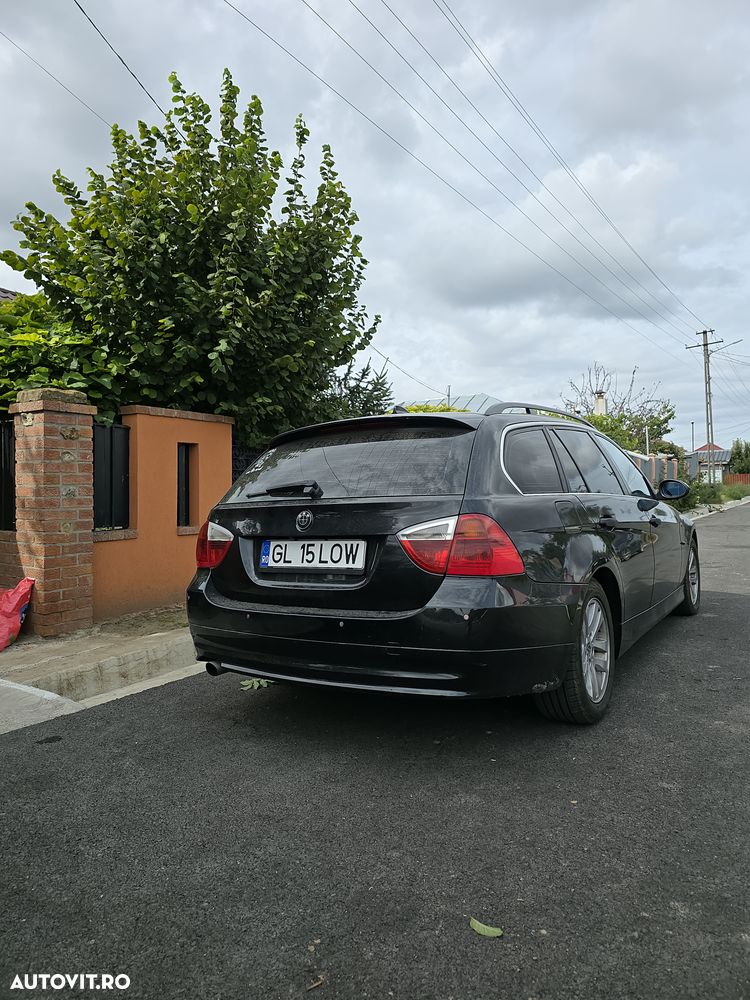 BMW Seria 3 318d - 6