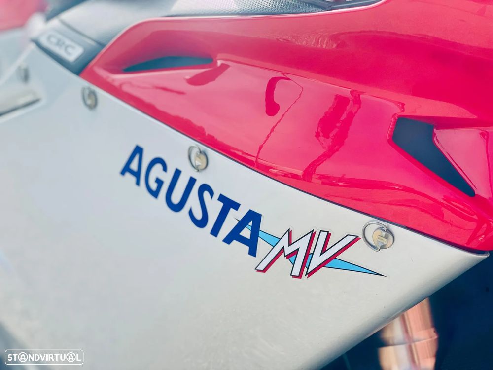 MV Agusta F4 750 - 13