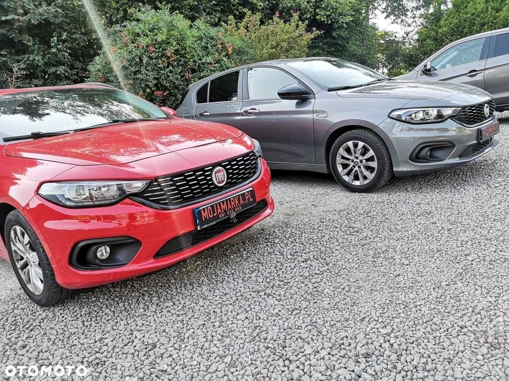 Fiat Tipo aktualizacja nawigacji mapy google na fabrycznym tablecie - 9