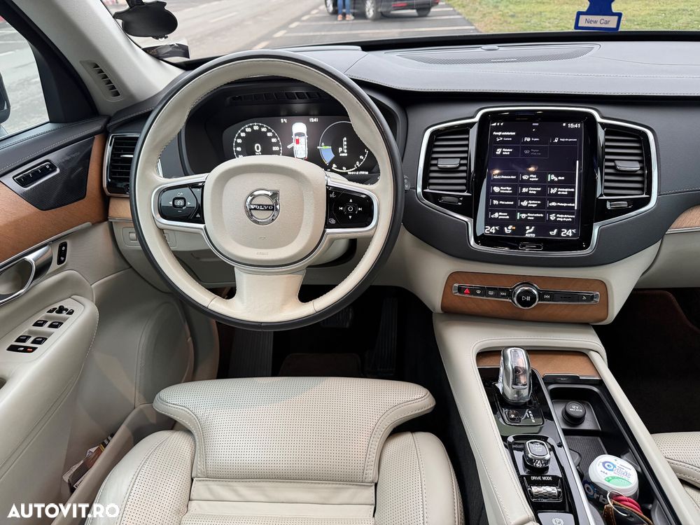 Volvo XC 90 T8 Twin Engine AWD Inscription - 11