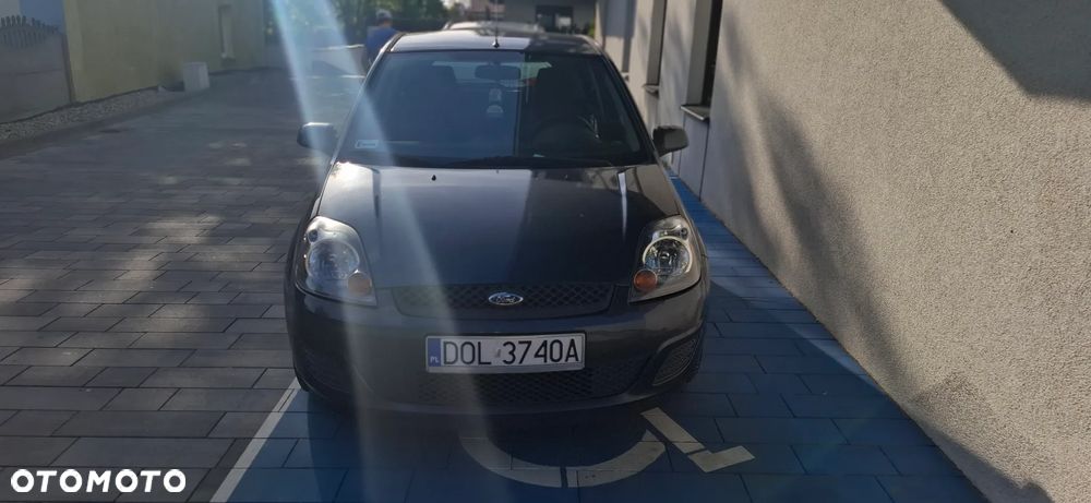 Ford Fiesta - 2