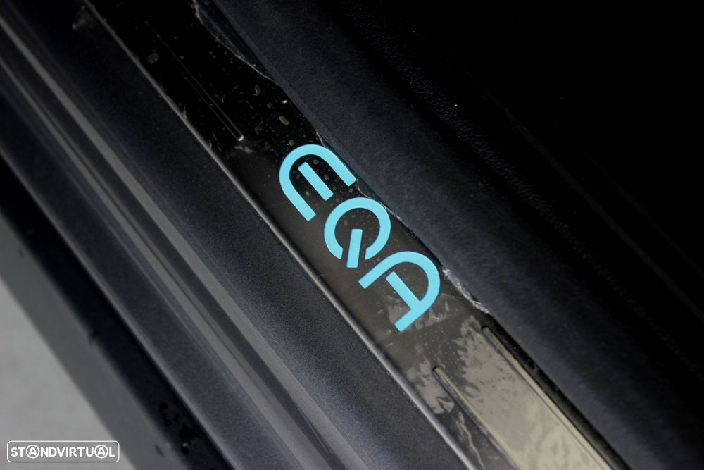 Mercedes-Benz EQA 250+ AMG Line - 24