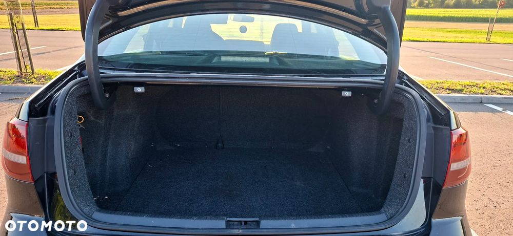 Volkswagen Jetta 2.0 TDI DPF BMT Comfortline - 16