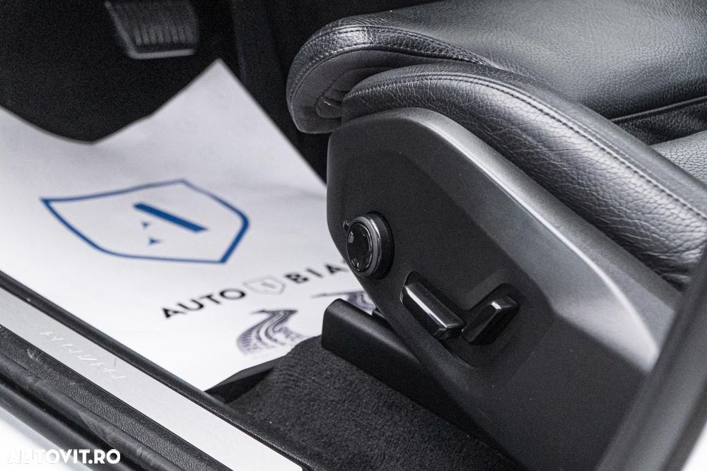 Volvo XC 60 T6 AWD Recharge Geartronic Inscription - 27