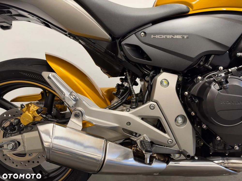 Honda Hornet - 34