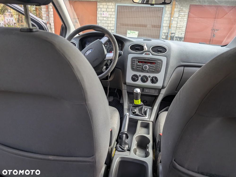 Ford Focus - 9