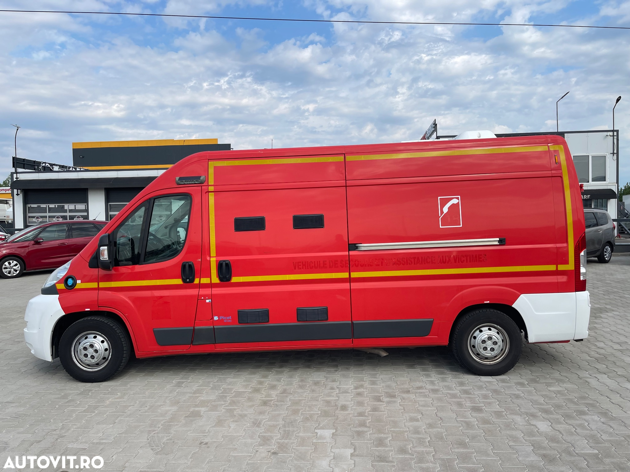 Fiat Ducato Ambulance - 8
