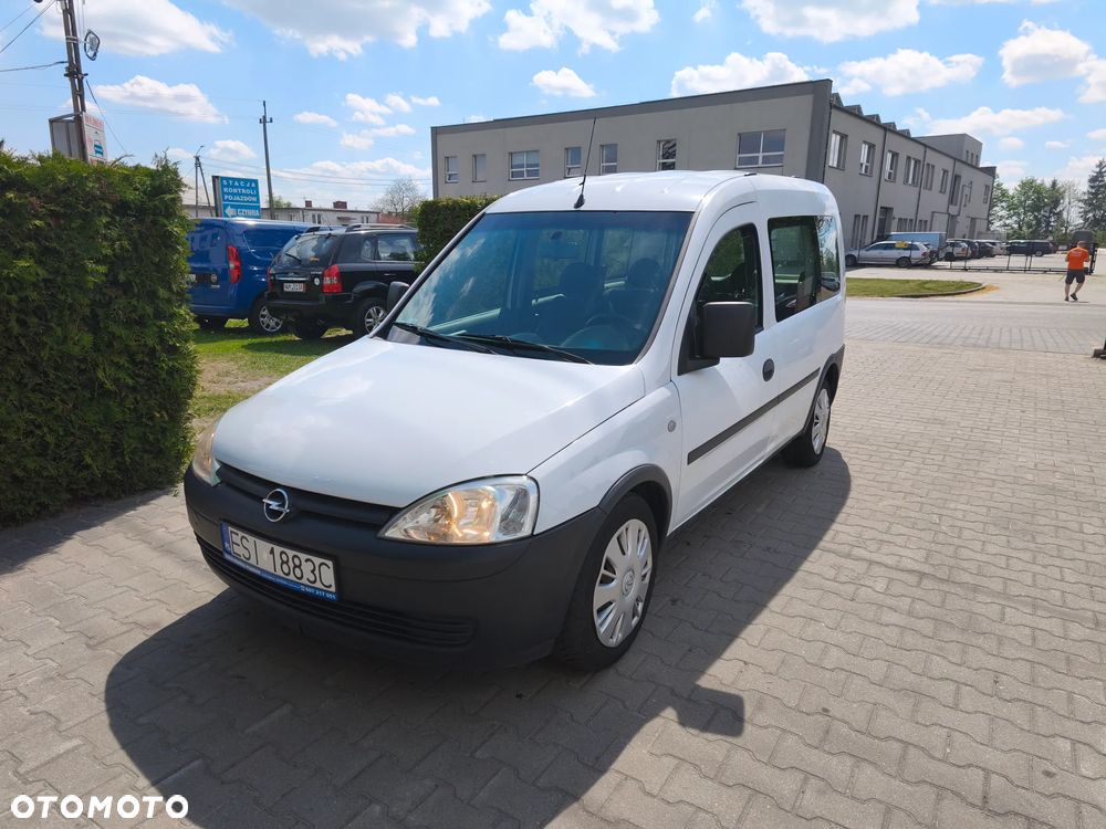 Opel Combo Standard - 11