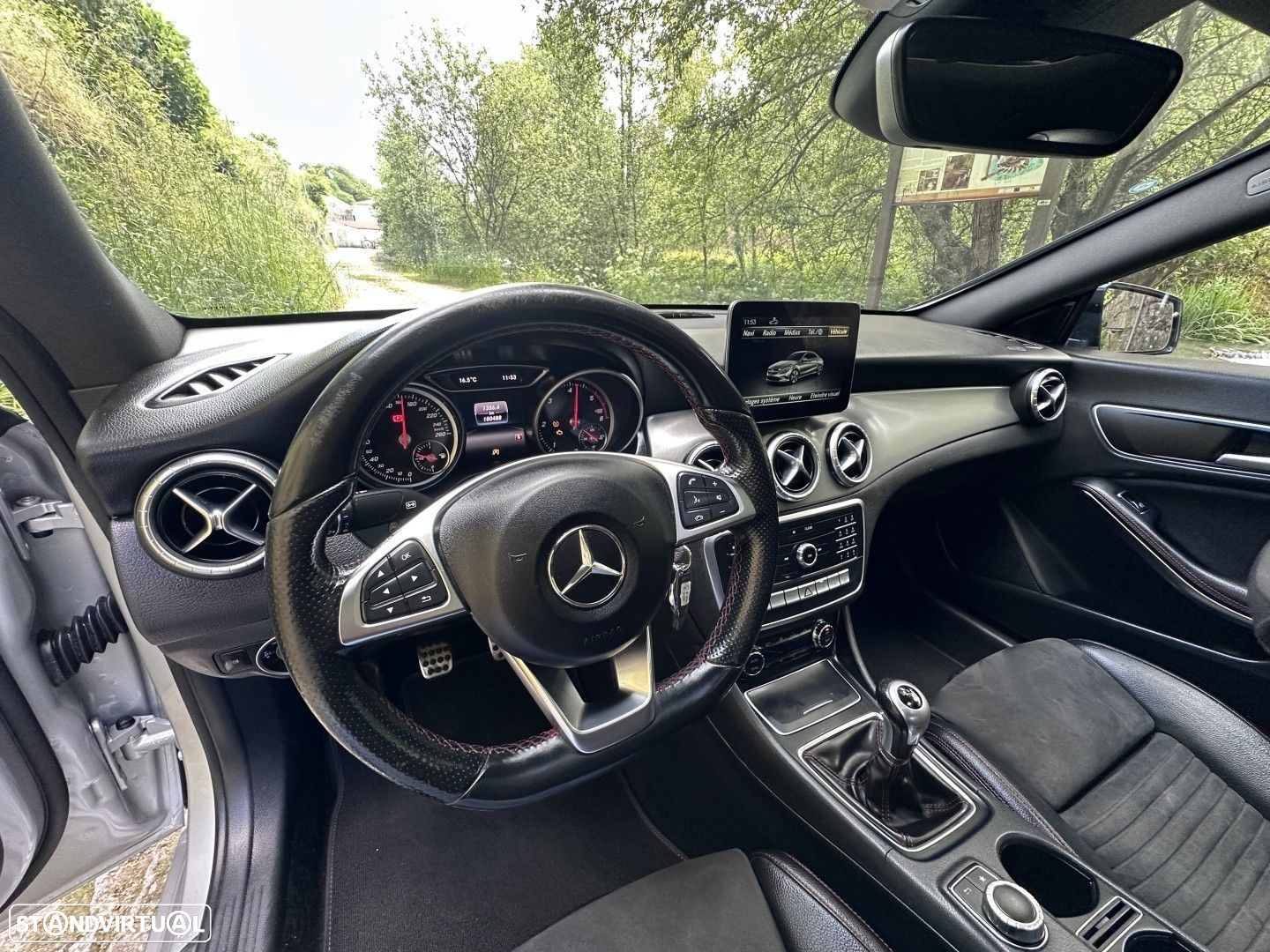 Mercedes-Benz CLA 200 d AMG Line - 46