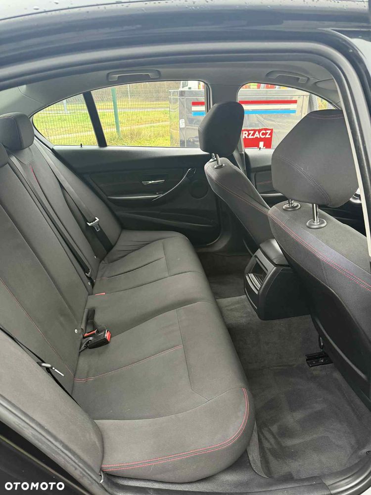 BMW Seria 3 - 15