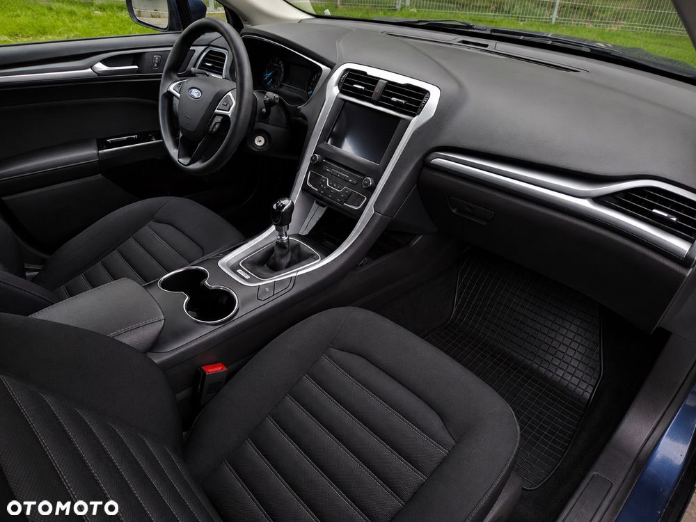 Ford Mondeo 2.0 TDCi Ambiente - 10
