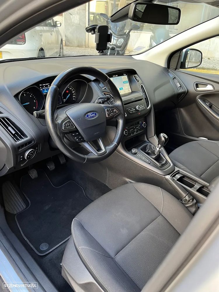 Ford Focus SW 1.5 TDCi Trend+ - 10