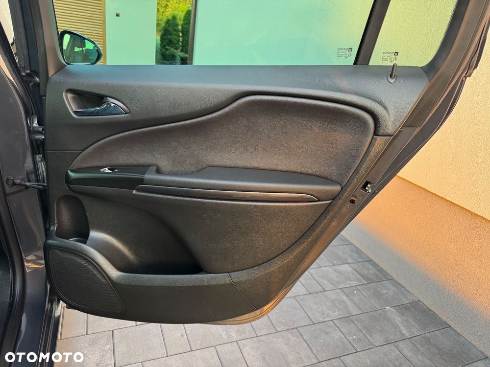 Opel Zafira 2.0 CDTI Cosmo S&S - 25