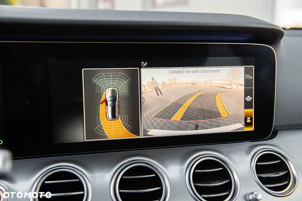 Mercedes-Benz Klasa E 220 d Business Edition 9G-TRONIC - 24