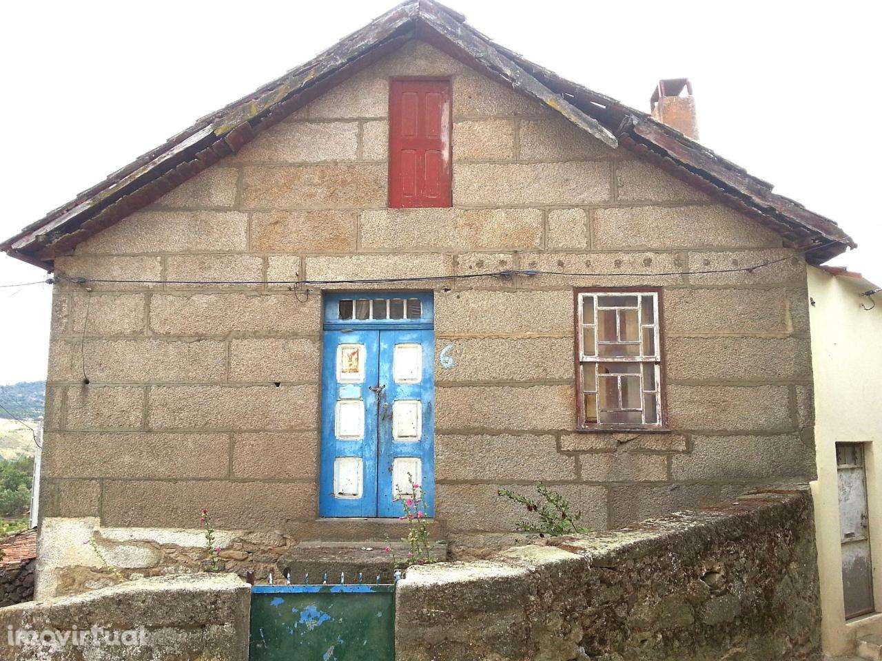 Moradia para restauro em Póvoa de Penela - Grande imagem: 2/7