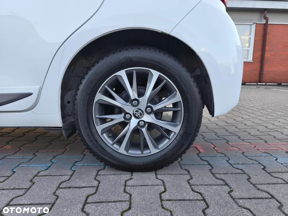 Toyota Yaris 1.5 20th Anniversary - 16
