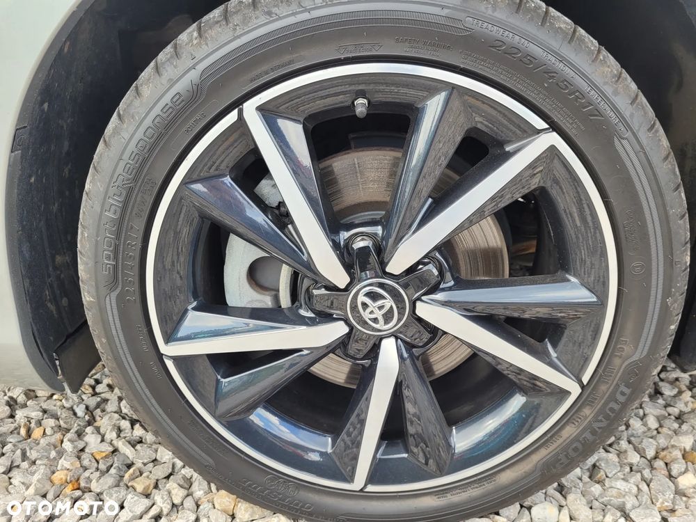 Toyota Auris - 26