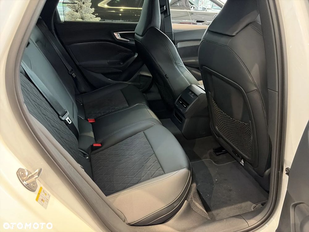 Audi A5 Avant TFSI Quattro S tronic - 14