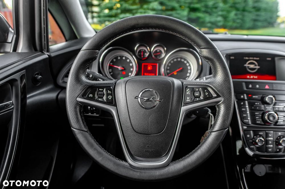 Opel Astra 1.4 Turbo Edition Sport - 26